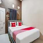 Oyo 90886 Sunset View Homestay