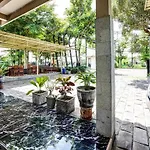 Oyo 90886 Sunset View Homestay
