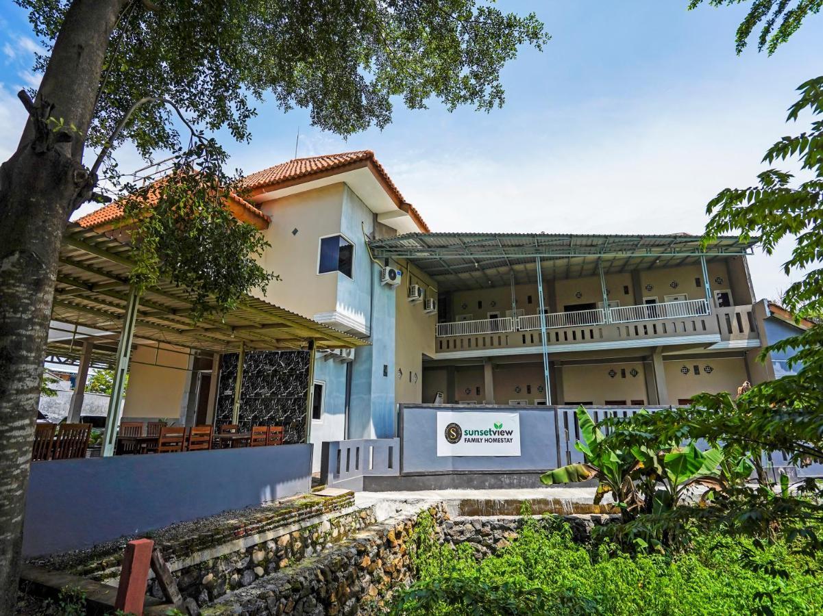 Oyo 90886 Sunset View Homestay 2*
