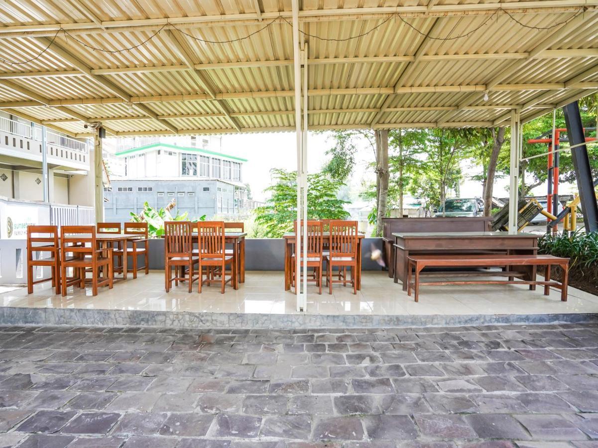 Oyo 90886 Sunset View Homestay Hotel