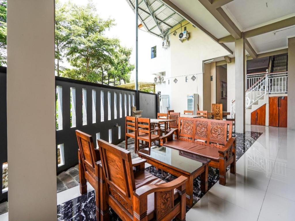Oyo 90886 Sunset View Homestay Hotel